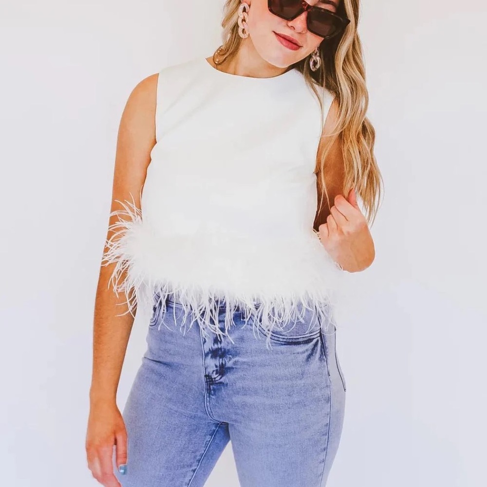 La’ Ros White feathered Crop Top Small